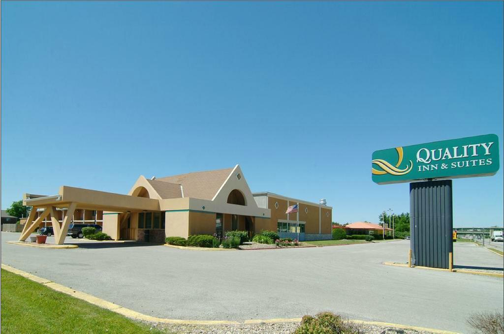 Quality Inn & Suites Near I-480 And I-29 Council Bluffs Luaran gambar