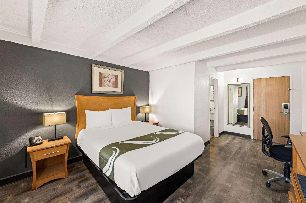 Quality Inn & Suites Near I-480 And I-29 Council Bluffs Luaran gambar