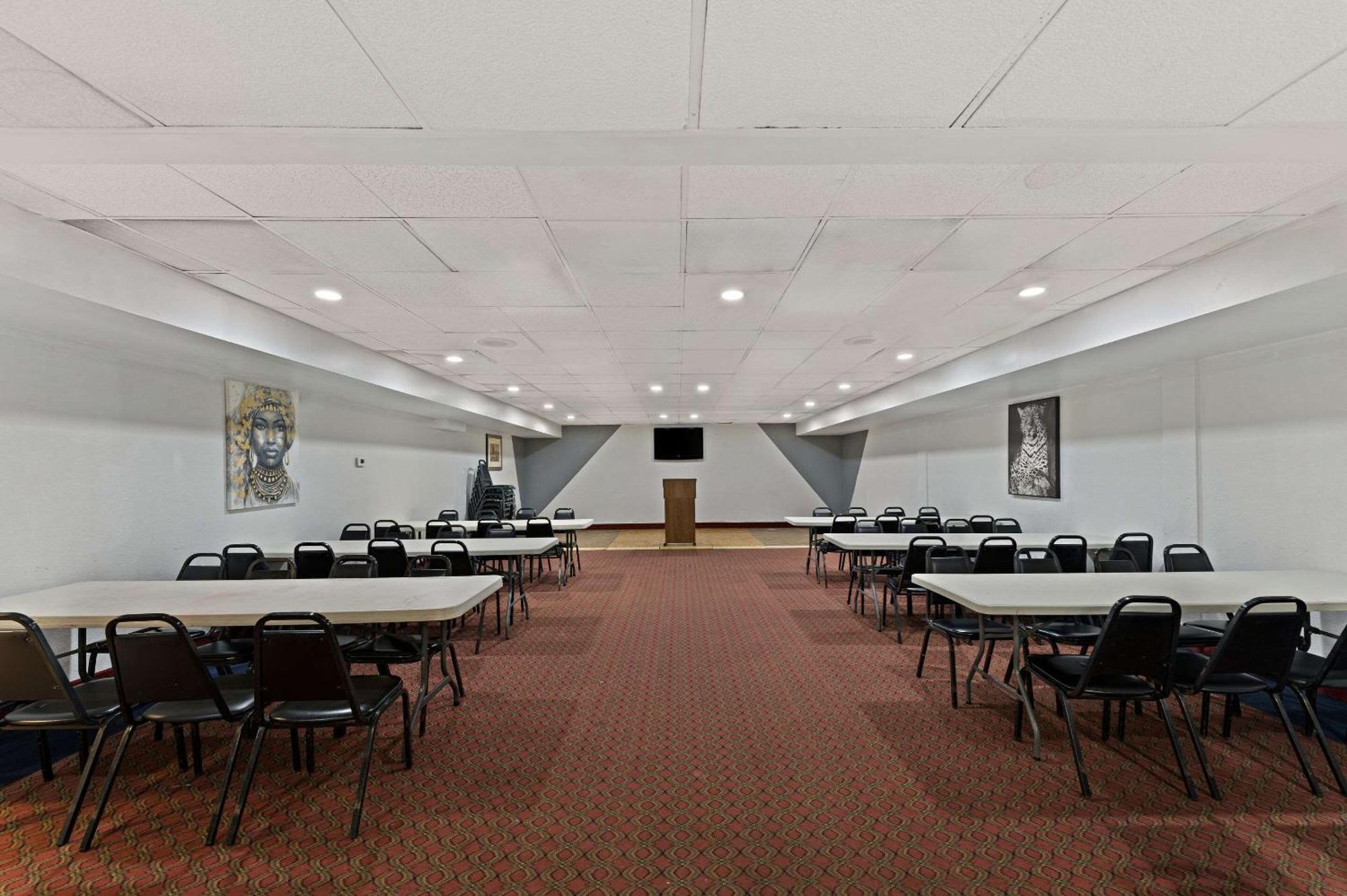 Quality Inn & Suites Near I-480 And I-29 Council Bluffs Luaran gambar