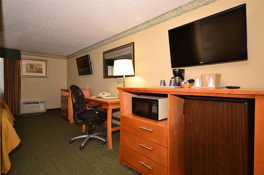 Quality Inn & Suites Near I-480 And I-29 Council Bluffs Bilik gambar